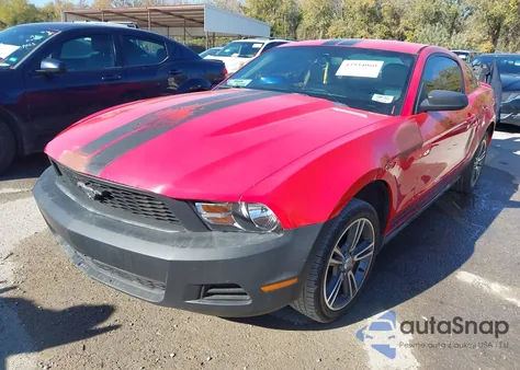 2010 Ford Mustang V6/V6 Premium z USA, uszkodzony, nr VIN 1ZVBP8AN0A5107953